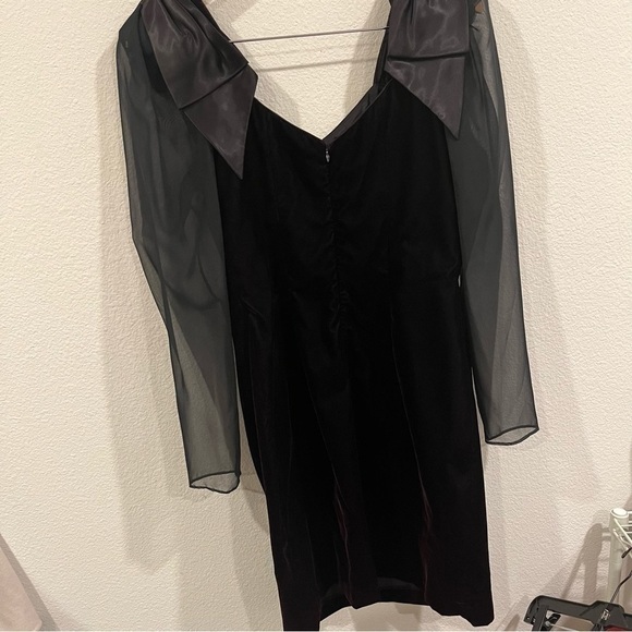 LA Glo red tinted black velvet sweetheart mini dress mesh sleeves size 11/12 - Picture 8 of 11